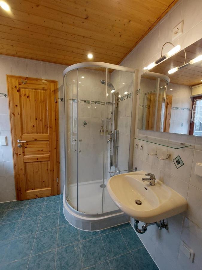 Ferienwohnung Zur Saaleaue Wettin Extérieur photo